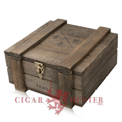 Alec Bradley Black Market Robusto